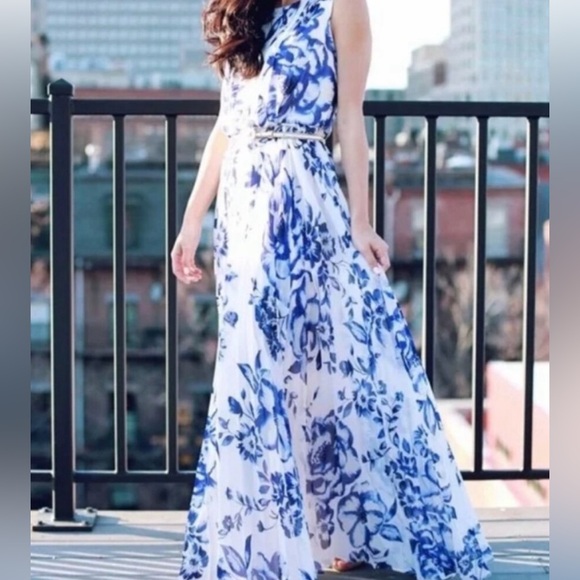Eliza J Floral Maxi Dress - Picture 9 of 10